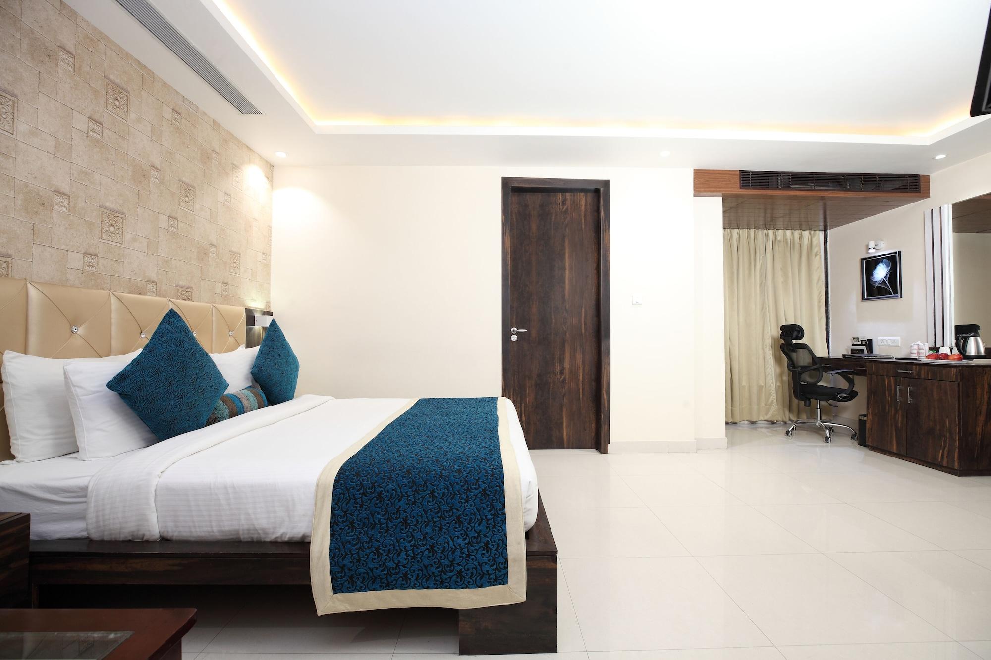 Pinnacle By Click Hotels, Lucknow Exterior foto