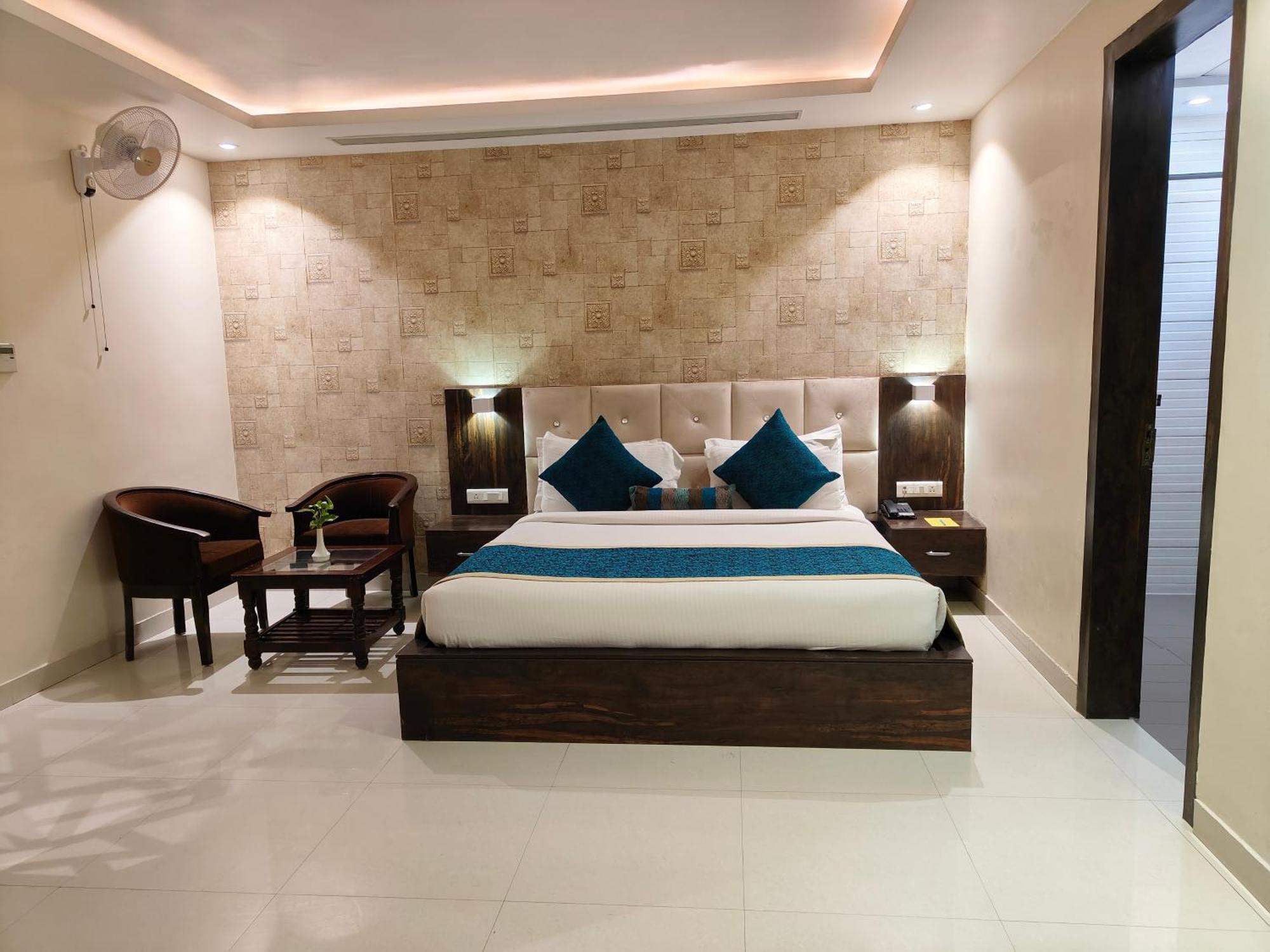 Pinnacle By Click Hotels, Lucknow Exterior foto